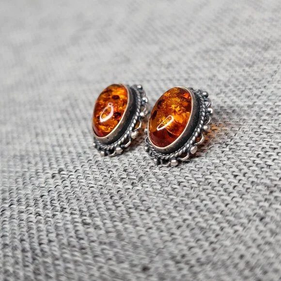 Overall excellent condition   classic pandora charm bracelet  signed 925 ALE  7. - Picture 4 of 8